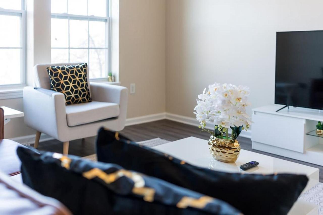 Private Bedroom Downtown Indy - Shared Ινδιανάπολη Εξωτερικό φωτογραφία