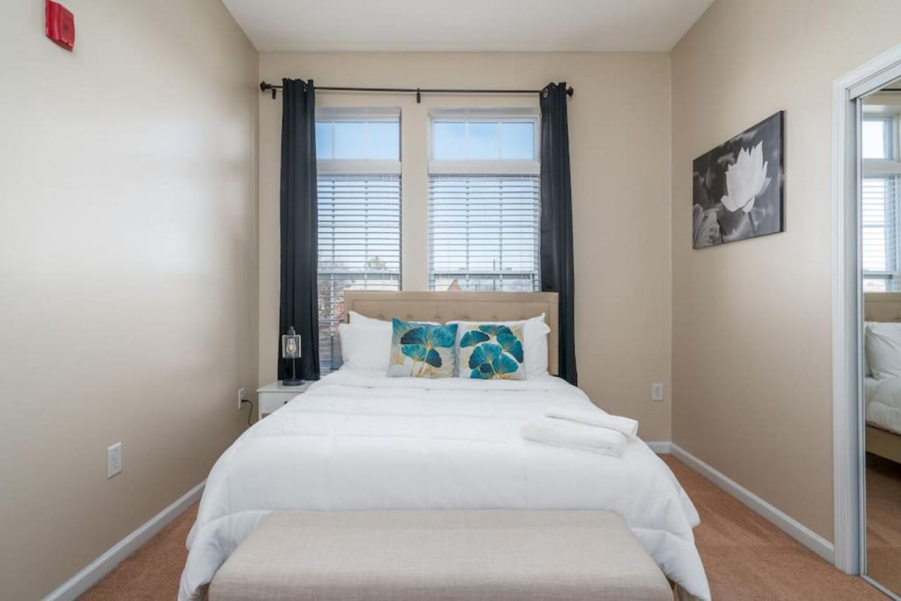 Private Bedroom Downtown Indy - Shared Ινδιανάπολη Εξωτερικό φωτογραφία