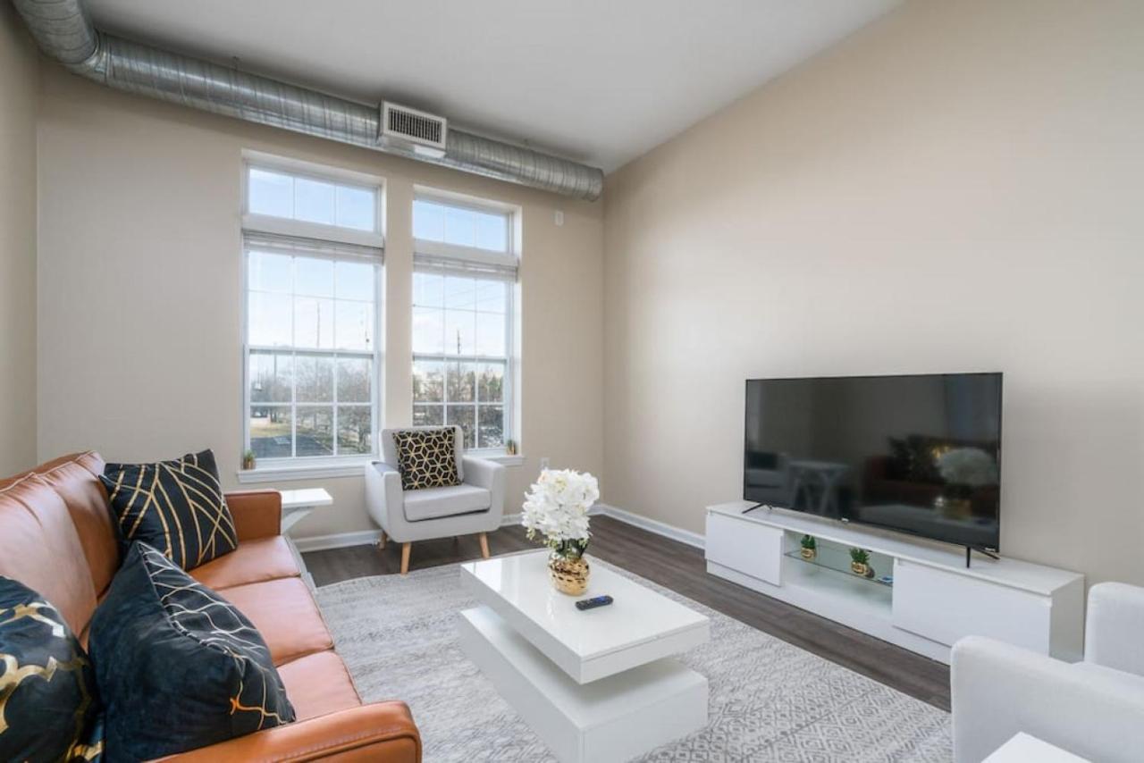 Private Bedroom Downtown Indy - Shared Ινδιανάπολη Εξωτερικό φωτογραφία